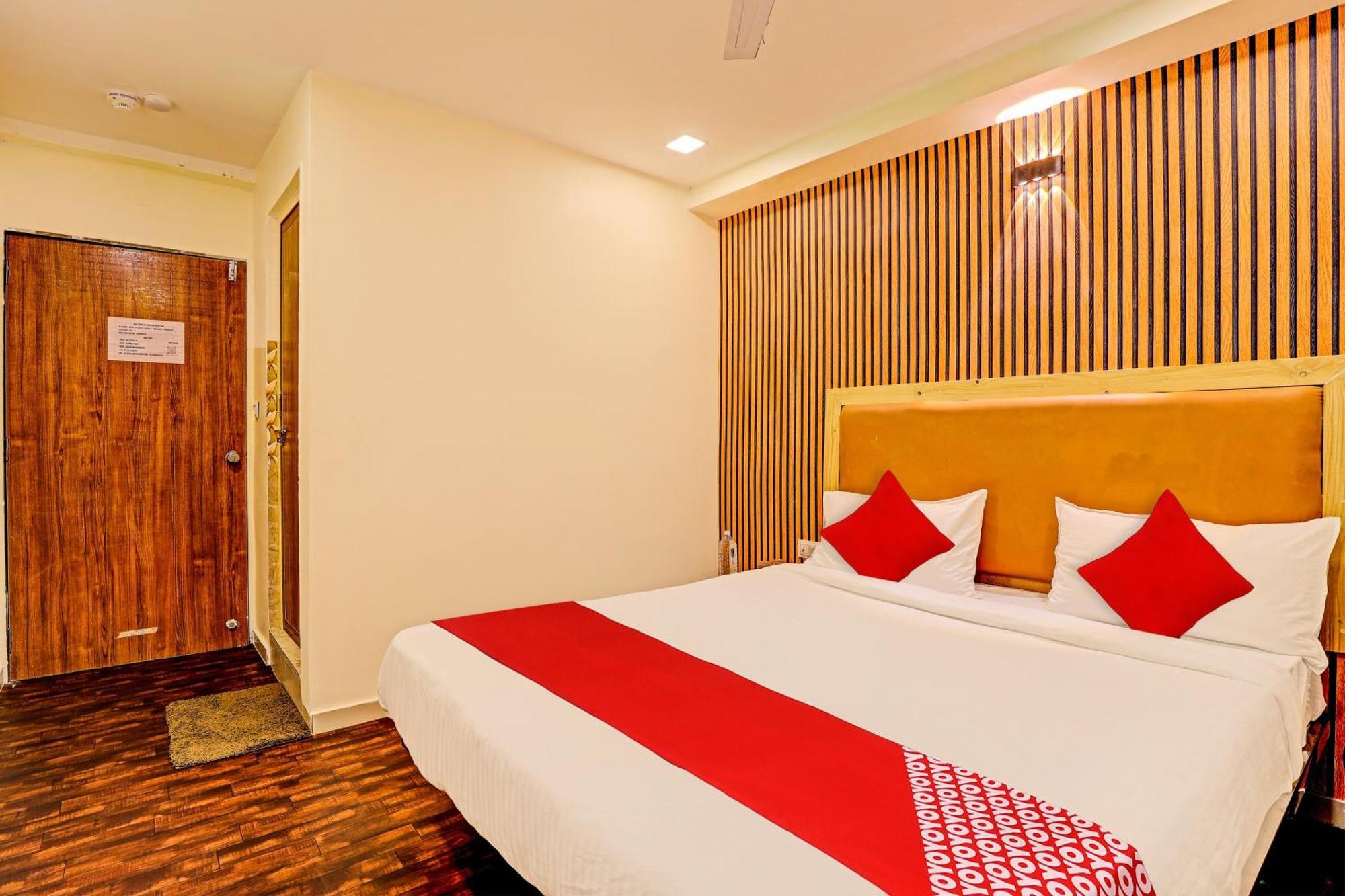 Hotel O Alexa Ahmedabad Exterior photo